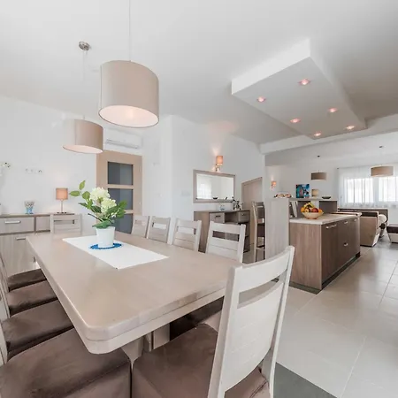 Four Bedroom With Sea View And Private Pool 8 Podvrsje