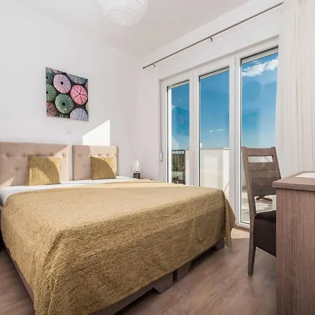 Four Bedroom With Sea View And Private Pool 8 Podvrsje