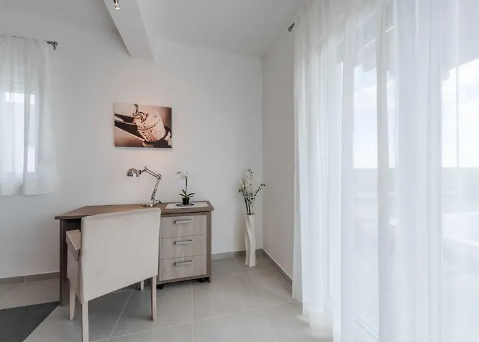 Вилла Four Bedroom With Sea View And Private Pool 8