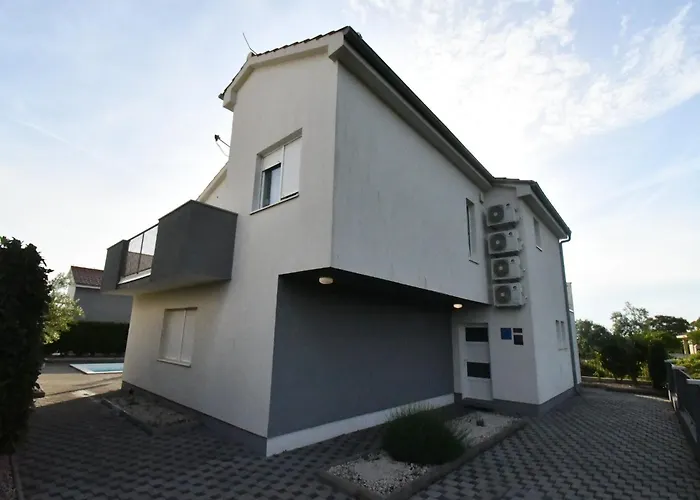 Four Bedroom With Sea View And Private Pool 8 Вилла *