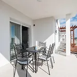 Four Bedroom With Sea View And Private Pool 8 *