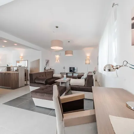 فيلة Four Bedroom With Sea View And Private Pool 8 *