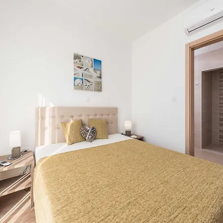 فيلة Four Bedroom With Sea View And Private Pool 8