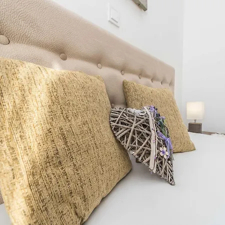 Βίλα Four Bedroom With Sea View And Private Pool 8 Podvrsje