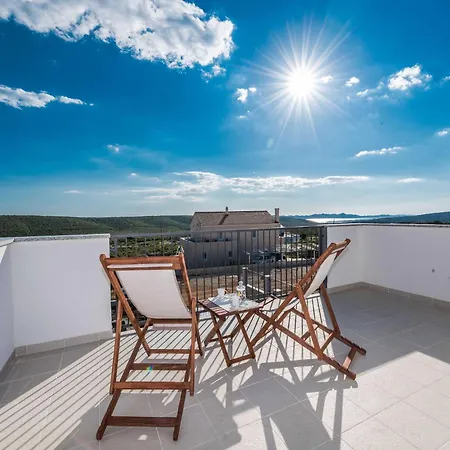 Four Bedroom With Sea View And Private Pool 8 *