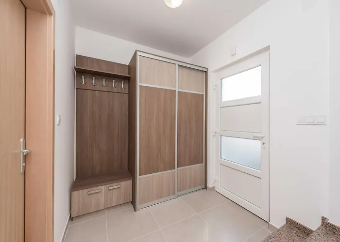 Four Bedroom With Sea View And Private Pool 8 Debeljak